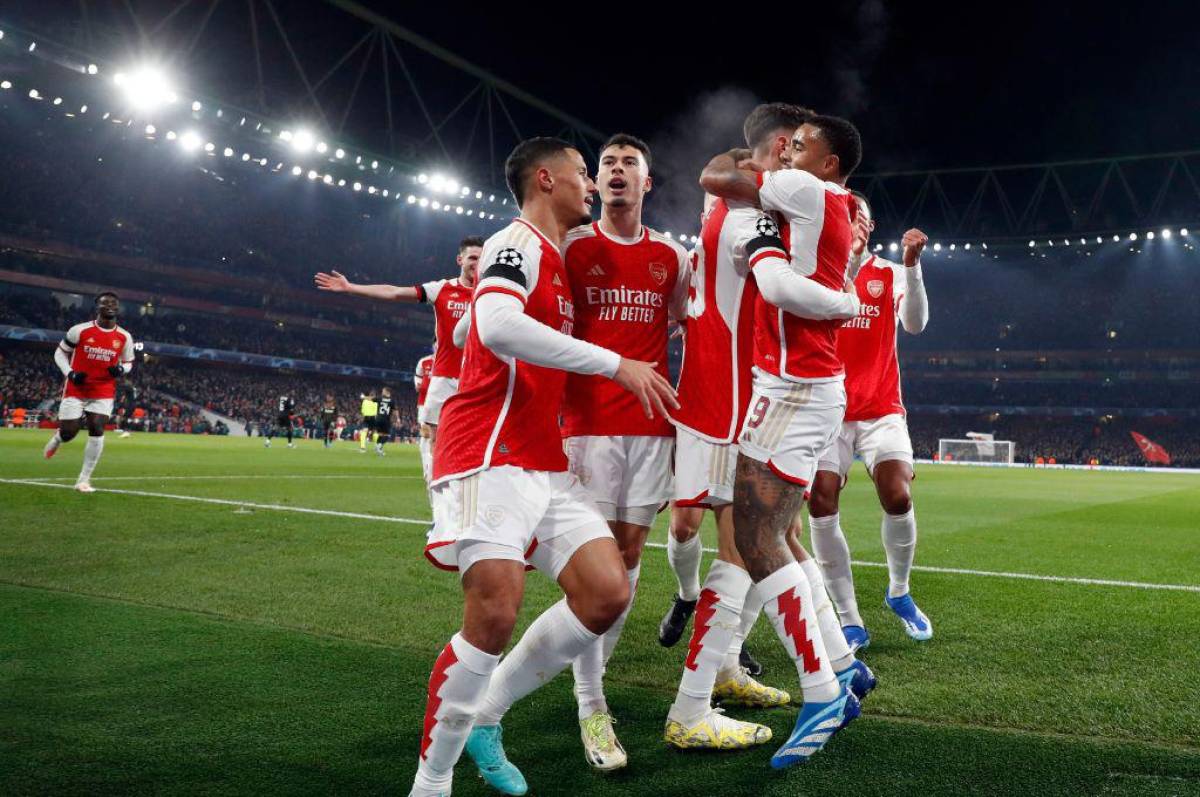 Después de seis años, el Arsenal regresa a los octavos de final de la Champions League. Foto: AFP.