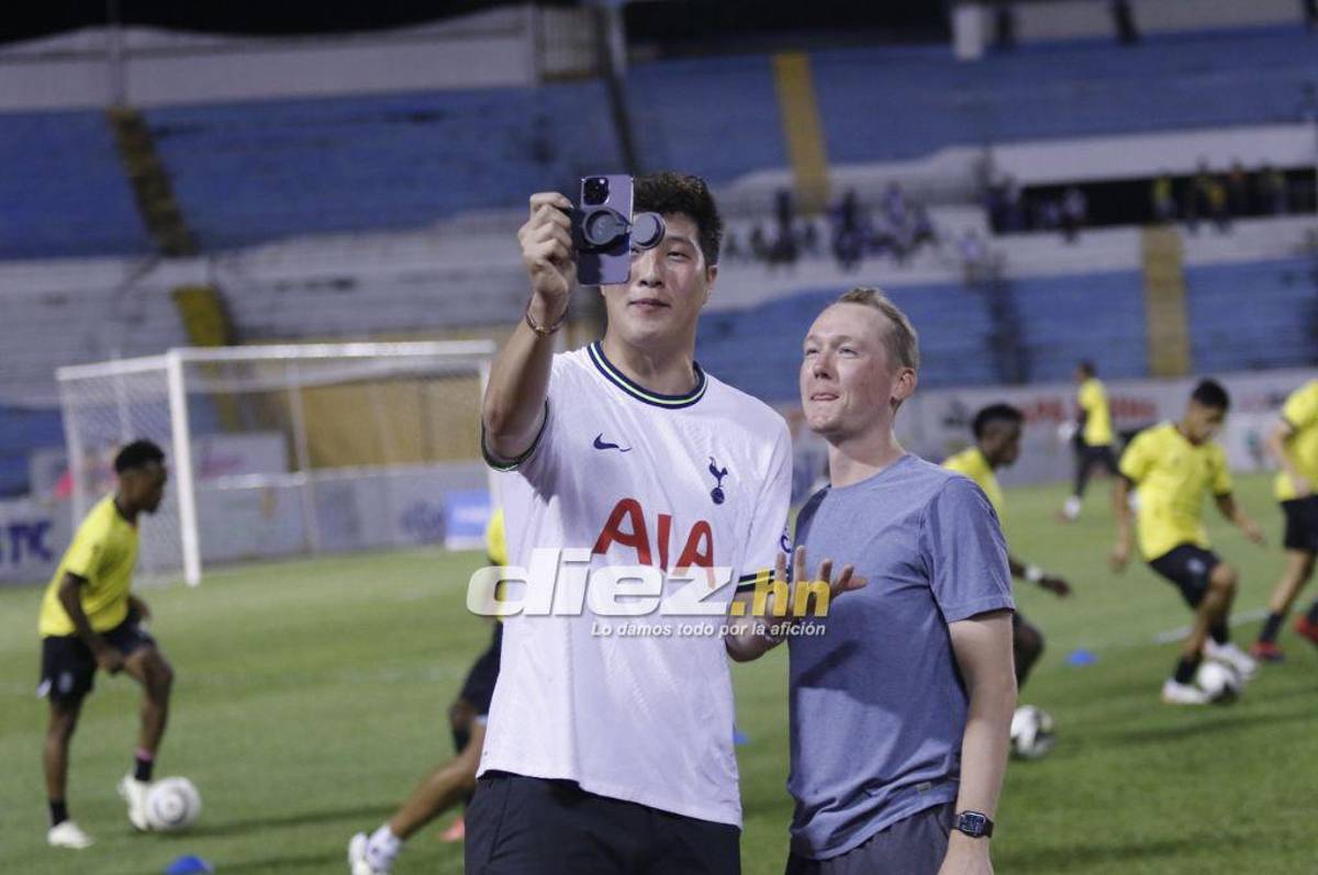 Piden la salida de Falero, el youtuber estadounidense que llegó al Olímpico y lo que pasó con hincha de Real España