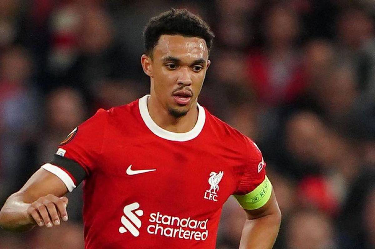 PSG y su rotunda postura con Mbappé, Piqué vuelve a las canchas, baja sensible en el Liverpool y Valverde revela su futuro