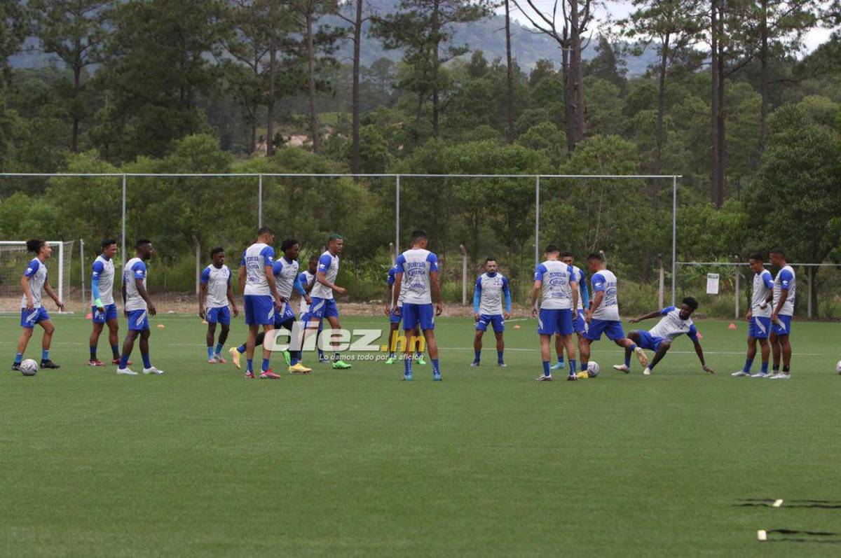 Quioto, con permiso especial, y el otro legionario que no se ha sumado; así fue el primer entrenamiento de Honduras de cara al duelo con Argentina