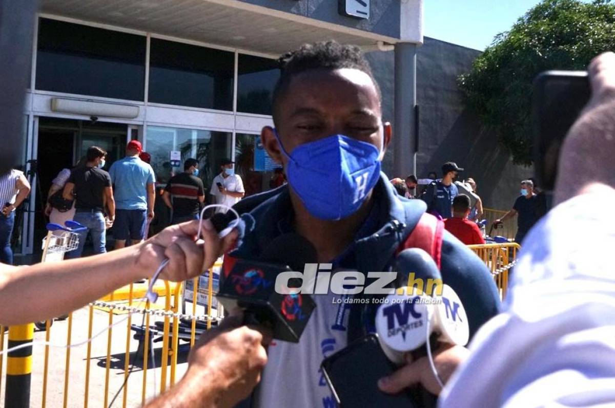 La Selección de Honduras arriba a la calurosa San Pedro Sula tras sufrir el frío de Minnesota; “Buba” López ya está recuperado