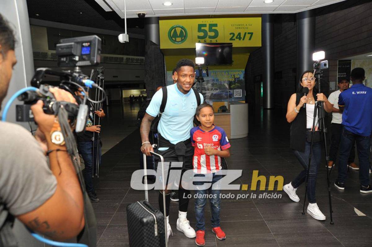 La tremenda sorpresa que se llevó Palma, la cara seria de Rueda y ¿por qué los seleccionados llegaron con calcetas altas?