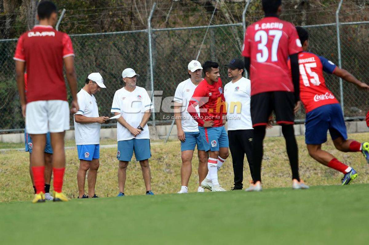 ¡Plagado de ausencias! El Olimpia de Pedro Troglio entrena diezmado previo al partido ante el Victoria