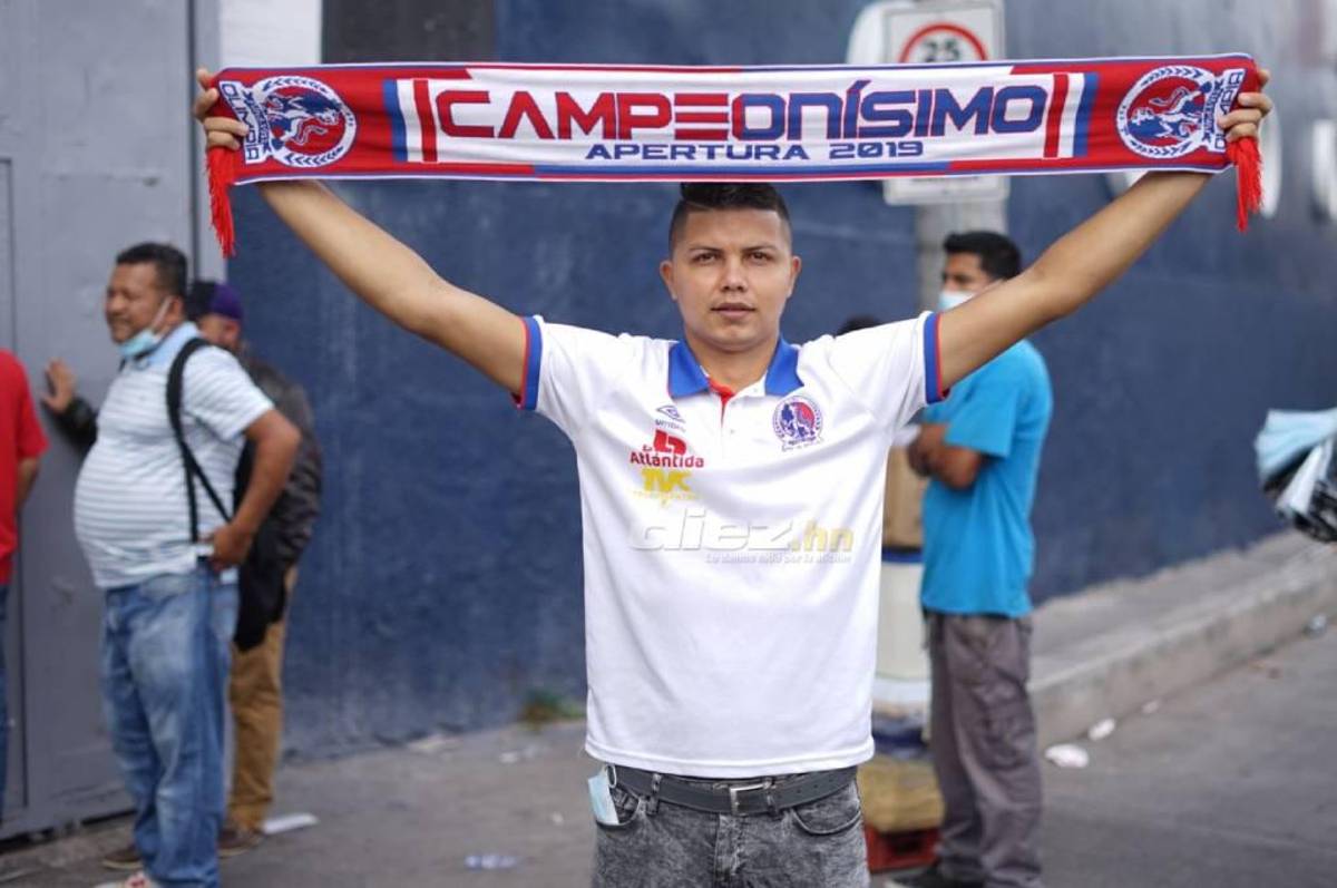 ¡Ya se respira la final en el Nacional! Así se vive el ambiente previo al Olimpia vs Real España en Tegucigalpa