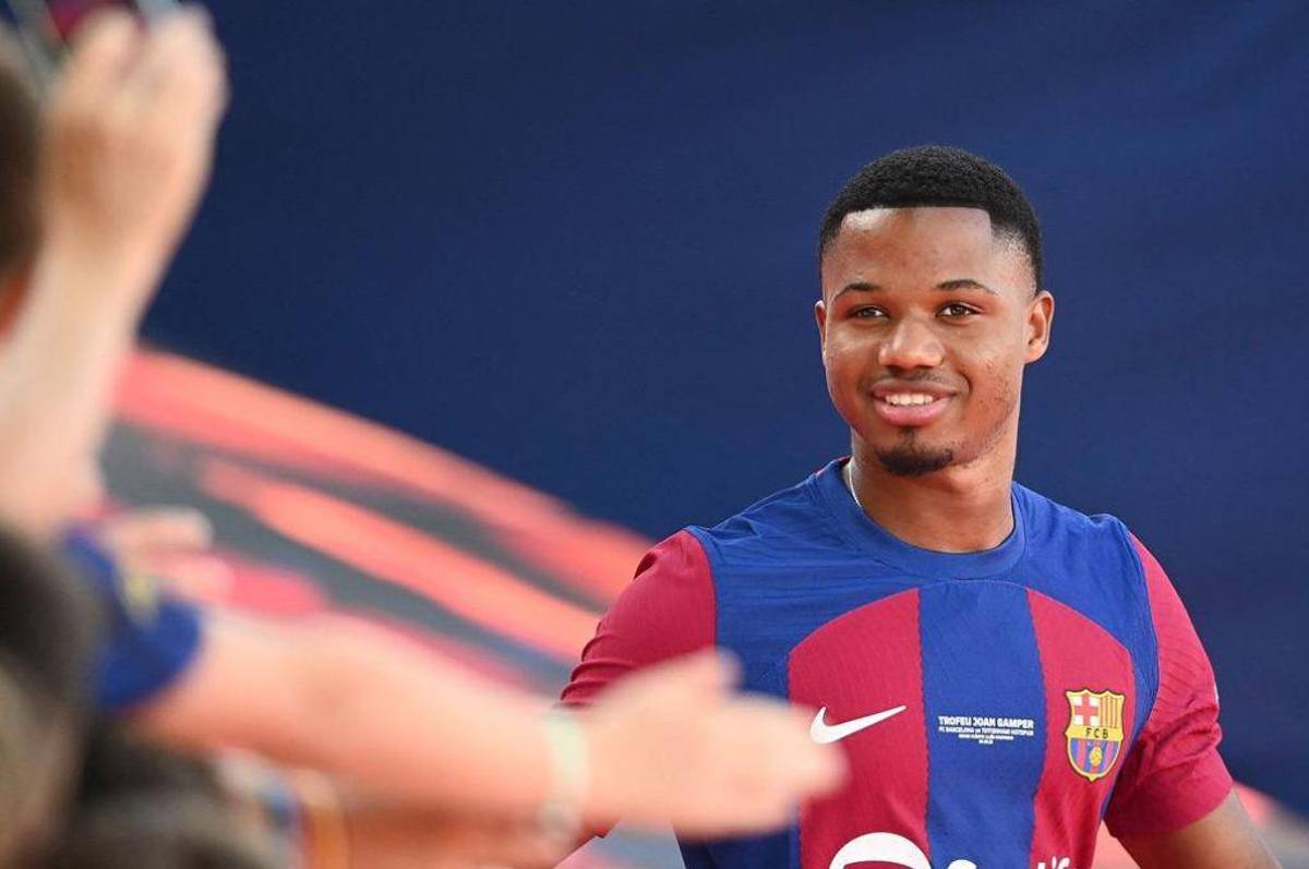 Mbappé y su respuesta al Real Madrid para el 2024, Barcelona cerrará dos fichajes y Chelsea pierde otra estrella