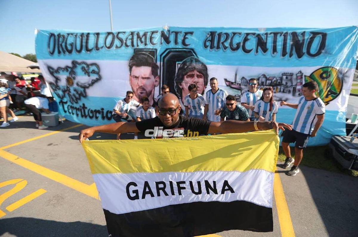 La carnita asada de los catrachos, el Lamborghini y la tremenda manta a Maradona: Ambientazo previo al Honduras vs Argentina