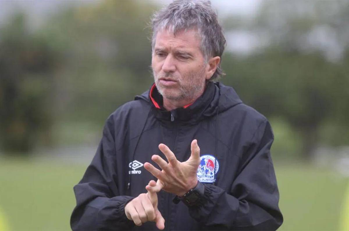 ¡Sacudida en el Olimpia! Pedro Troglio se marcha y los jugadores que se quedaron sin contrato con la institución