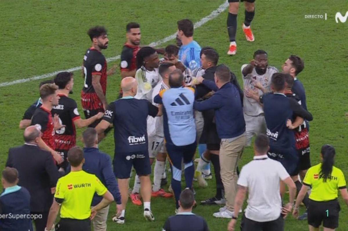 La ‘manotada’ de Bellingham, el estado físico de Tchouameni y el beso de Asencio que hizo enojar al Mallorca: “Que aprenda a jugar”