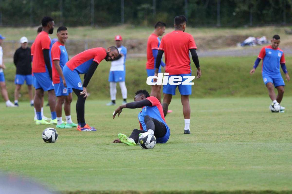 Risas, bromas y la foto de Pedro Troglio con el Chelito: Así fue el entreno del Olimpia previo a la semifinal ante Olancho FC