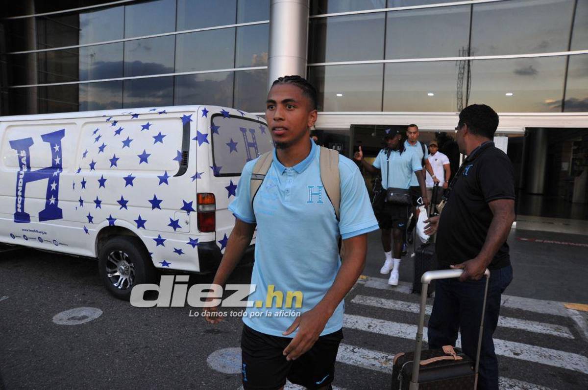 La tremenda sorpresa que se llevó Palma, la cara seria de Rueda y ¿por qué los seleccionados llegaron con calcetas altas?