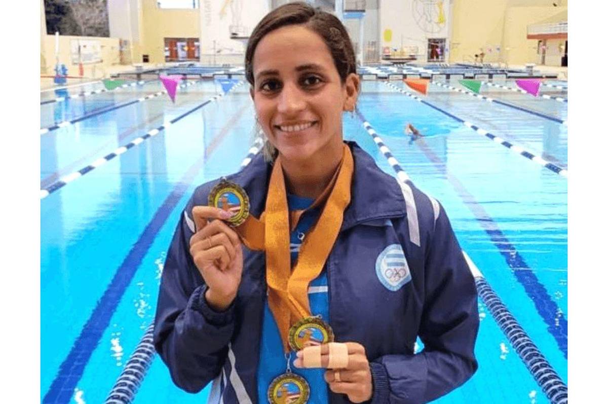 Julimar Ávila, nadadora hondureña que estará en París 2024: Salió en la revista Forbes, su récord y su especialidad en el agua