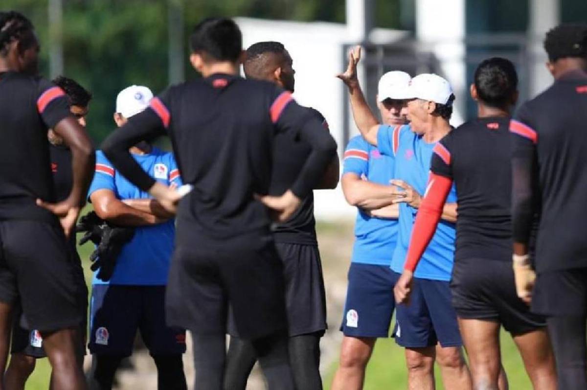 La segunda baja que tendría Olimpia para el Apertura 2024 tras la salida de Yan Maciel: ¡se trata de un histórico!