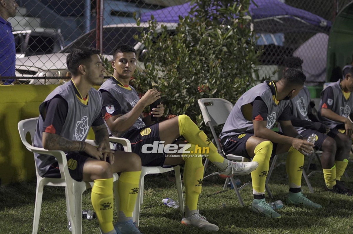 NO SE VIO EN TV: Cortan arito a jugador de Marathón con alicate, la bronca de Mayorquín y el coqueteo de Kevin Álvarez con la hermana de Getsel Montes