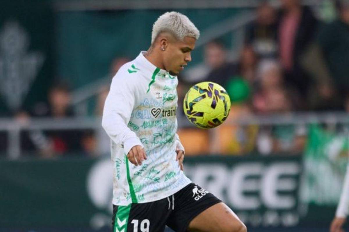 EN VIVO: Con Yamal de titular, Barcelona defiende el liderato ante el Real Betis en La Cartuja