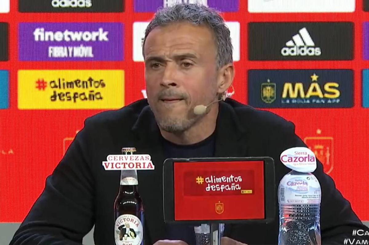 ¿Fue su última convocatoria con España? La reacción de Luis Enrique y se acuerda de Piqué: ‘‘Me ha quedado macanuda’’