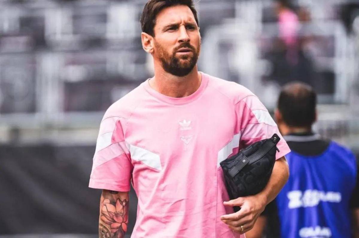 ¡Insólito! Por 'culpa' de Messi, hermosa mujer latina pierde su trabajo de la manera menos pensada: Algo mejor vendrá...