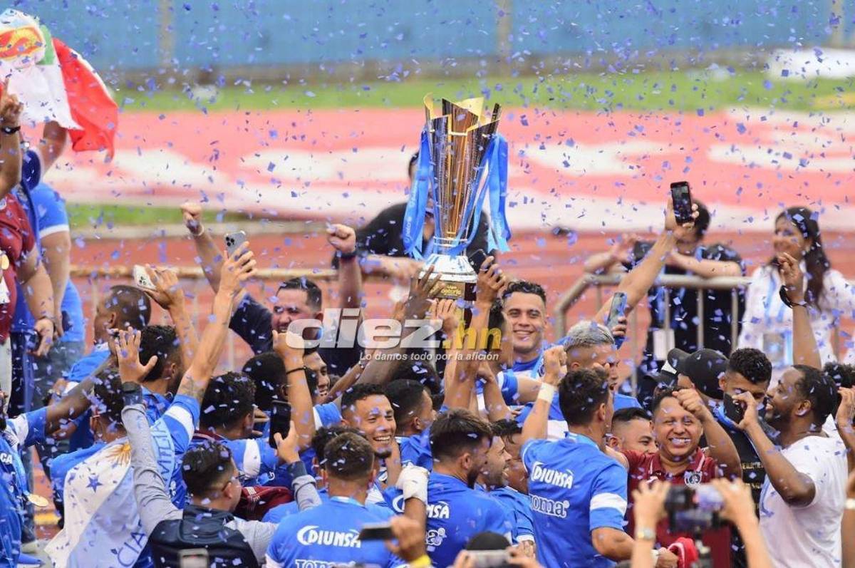 El gran gesto de Pereira con Omar Elvir, las lágrimas de Castellanos por la copa 18 de Motagua ¿y Rougier se despide?