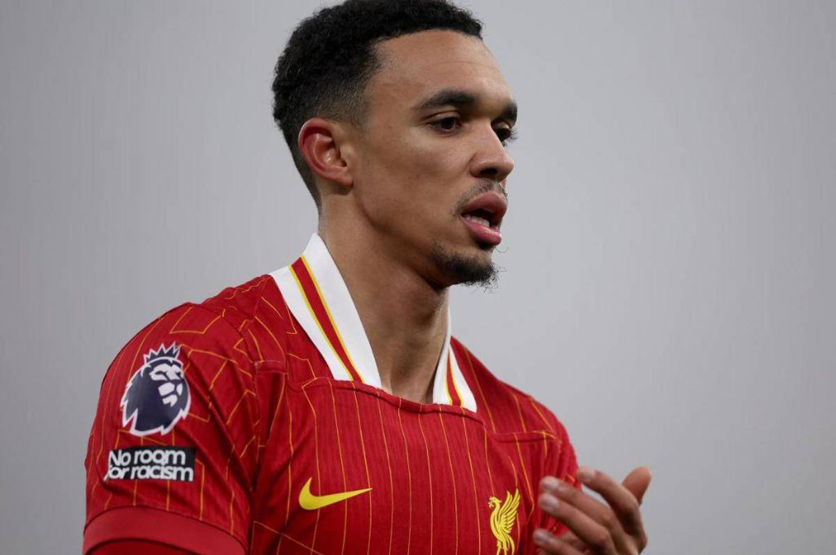 La rotunda respuesta que recibió Real Madrid tras la oferta a Alexander Arnold; leyenda del club explotó