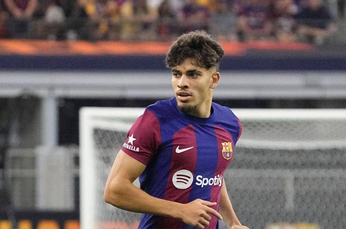 La nueva pareja de Mbappé en el PSG y el galo recibe nueva oferta, Liverpool le roba figura al City y amigo de Messi rumbo a Arabia