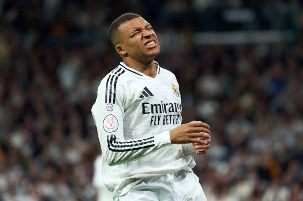 El 'regalo' del árbitro al Real Madrid, la pesadilla de Vinicius y la bronca de Mbappé tras caer ante Valencia