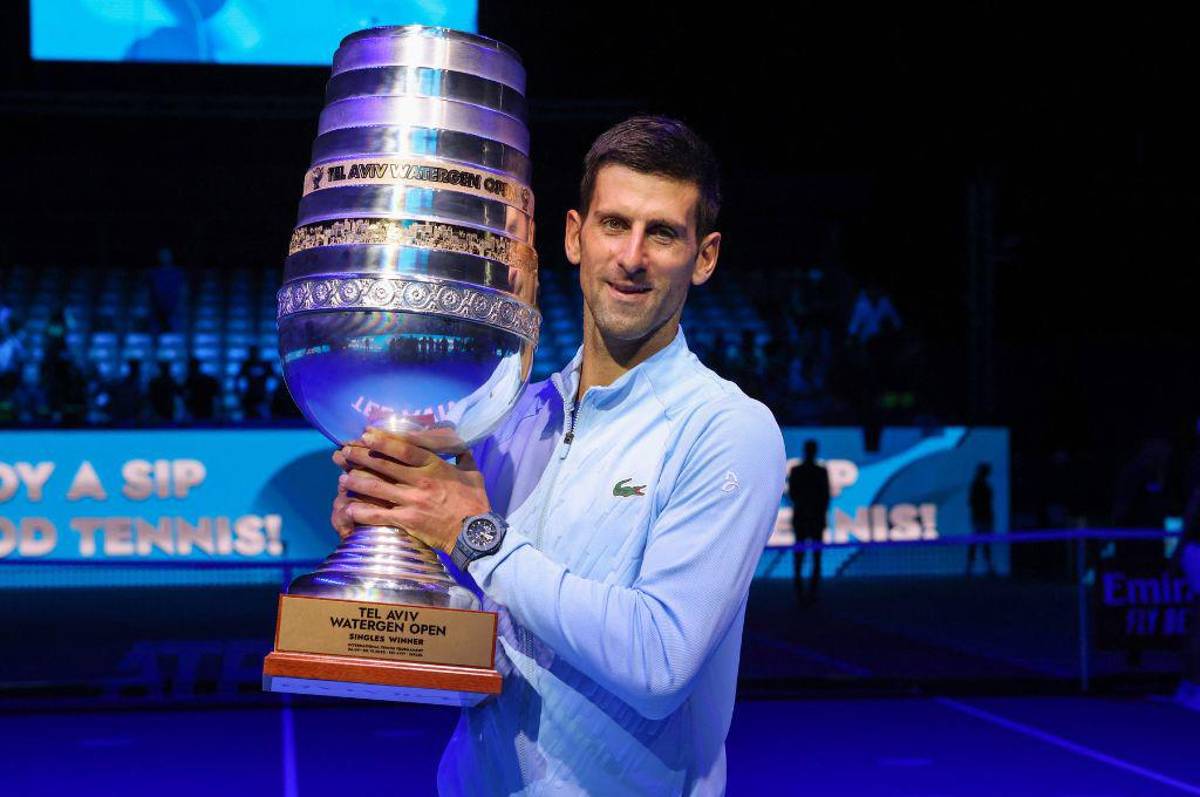 Novak Djokovic ganó el torneo de Astaná y llegó al título 90 en su carrera profesional