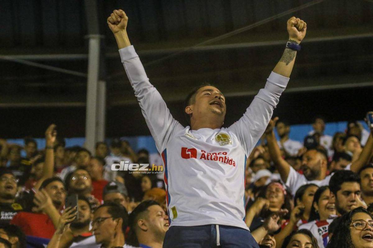 La incredulidad del “Mango”, inexorable ley del ex y el éxtasis de Troglio tras clasificar a su primera final de Concacaf con Olimpia (FOTOS)