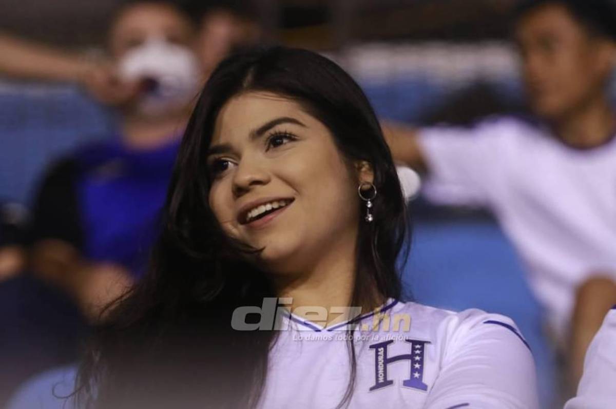 ¡Faltó todo menos belleza! Así lucieron las hermosas mujeres que engalandonaron el vacío estadio Olímpico