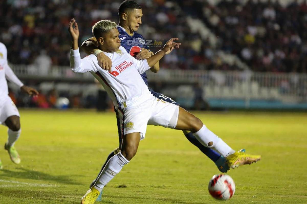 Así se vivó el minuto a minuto del empate entre Motagua y Olimpia por la semifinal de ida en Liga Concacaf