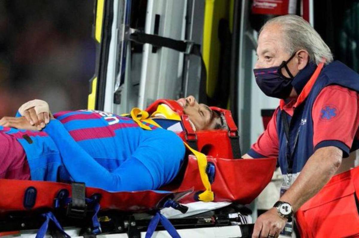 Comunicado oficial: Barcelona da a conocer el estado de salud de Ronald Araújo luego de ser hospitalizado por un golpe en la cabeza