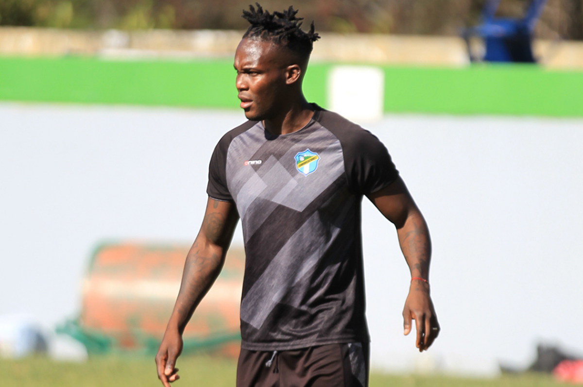 El hondureño Rubilio Castillo se incorpora a los trabajos del Comunicaciones de Guatemala