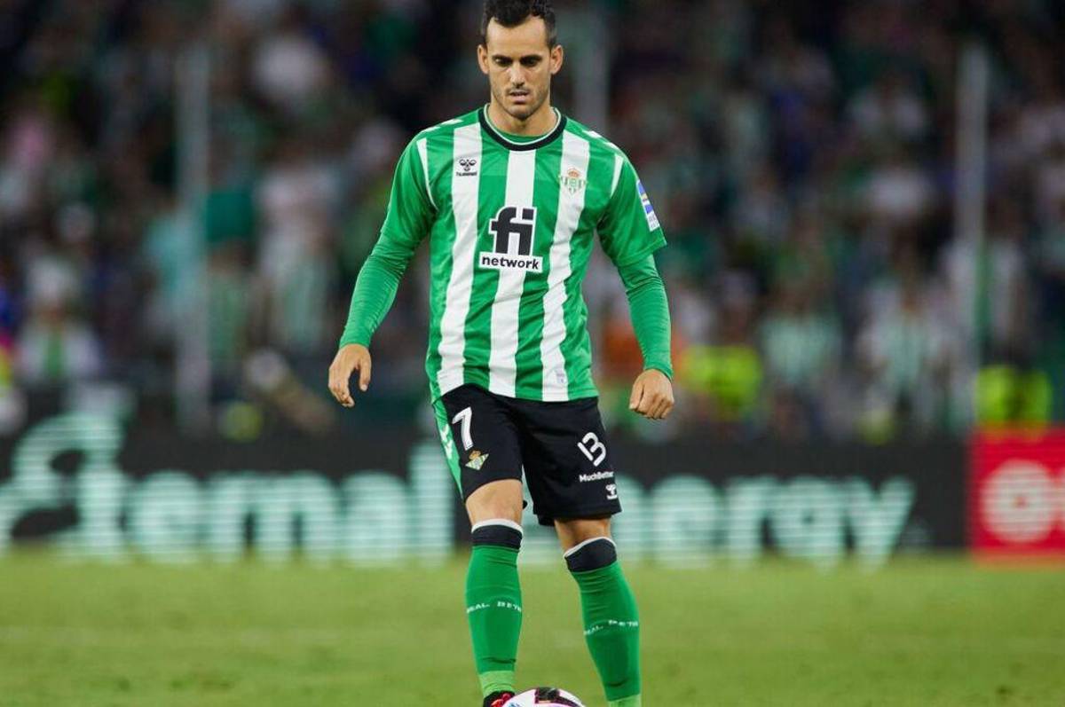 Barcelona rechazó leyenda del Liverpool, el nuevo compañero de Messi, el regreso de Balotelli y Choco Lozano define su futuro