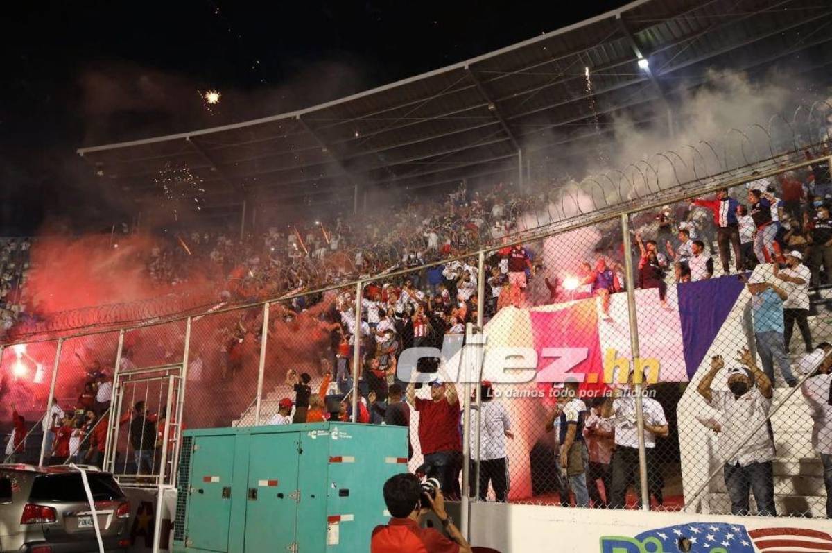 No lo viste en TV: Bellas mujeres, el festejo del Olimpia y los invitados de lujo en el palco