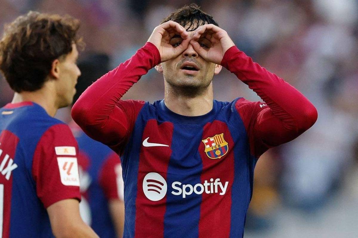 Hansi Flick con cinco bajas: el poderoso 11 titular del Barcelona para bajar de la cima al Real Madrid en el Clásico de España