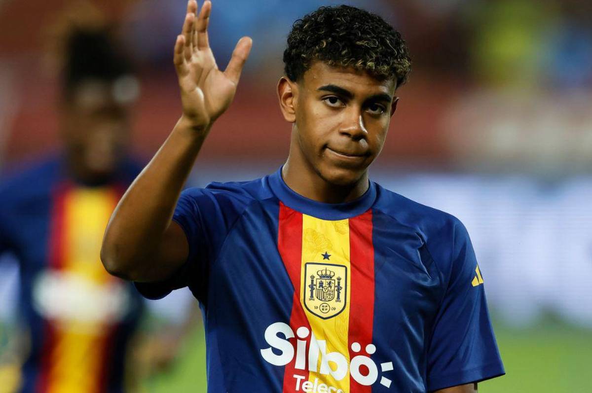 OFICIAL: el mítico dorsal que usará Lamine Yamal en la selección de España; en Barcelona no lo aceptó