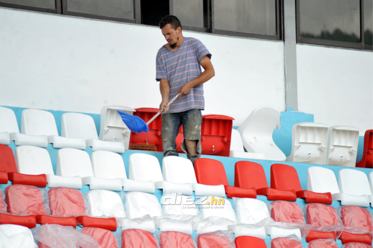 ¡Ya tiene nuevas butacas, pero la cancha está peor! Así luce actualmente el estadio Nacional y los cambios que vienen a mitad de año