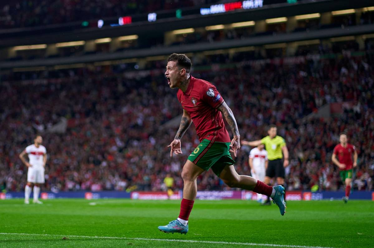 ¡Macedonia enloquece, Portugal avanza y los golazos de Bale! Las postales de la primera ronda de repechajes en Europa