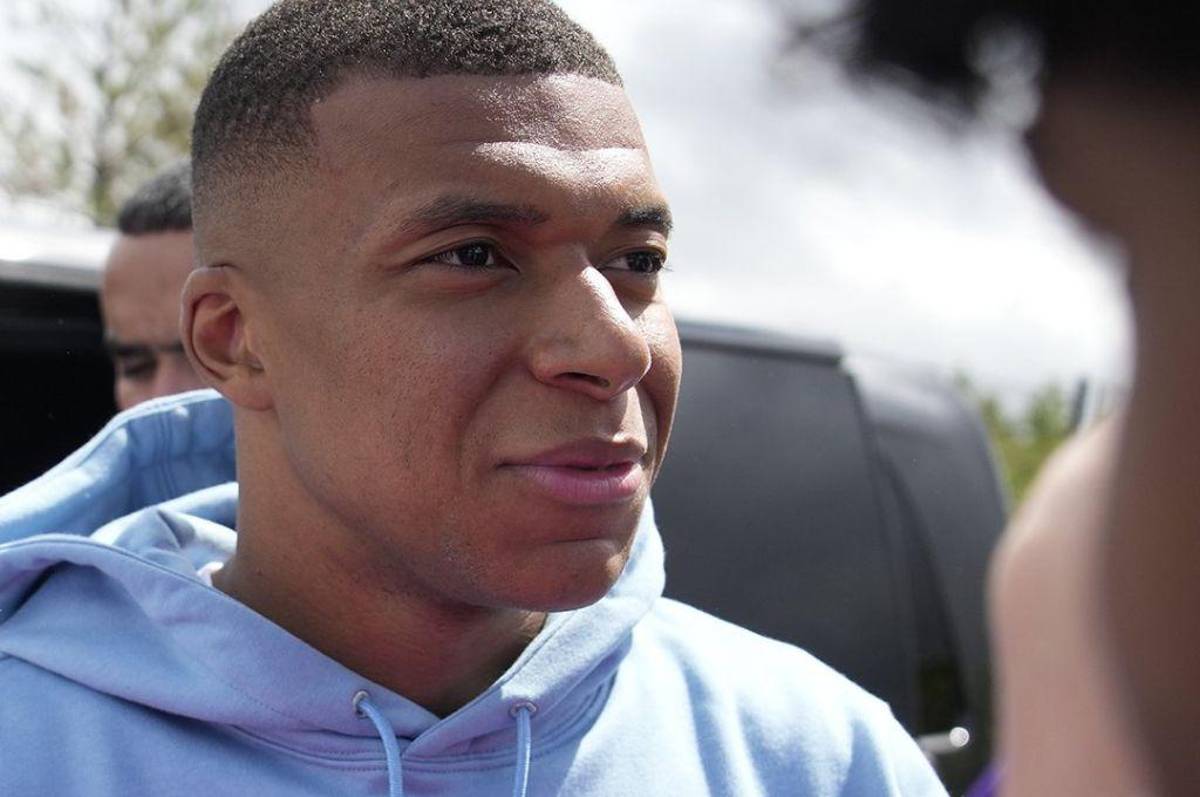 Giro inesperado: Mbappé regresa al primer equipo del PSG y el pacto que firmaría sobre su marcha al Real Madrid