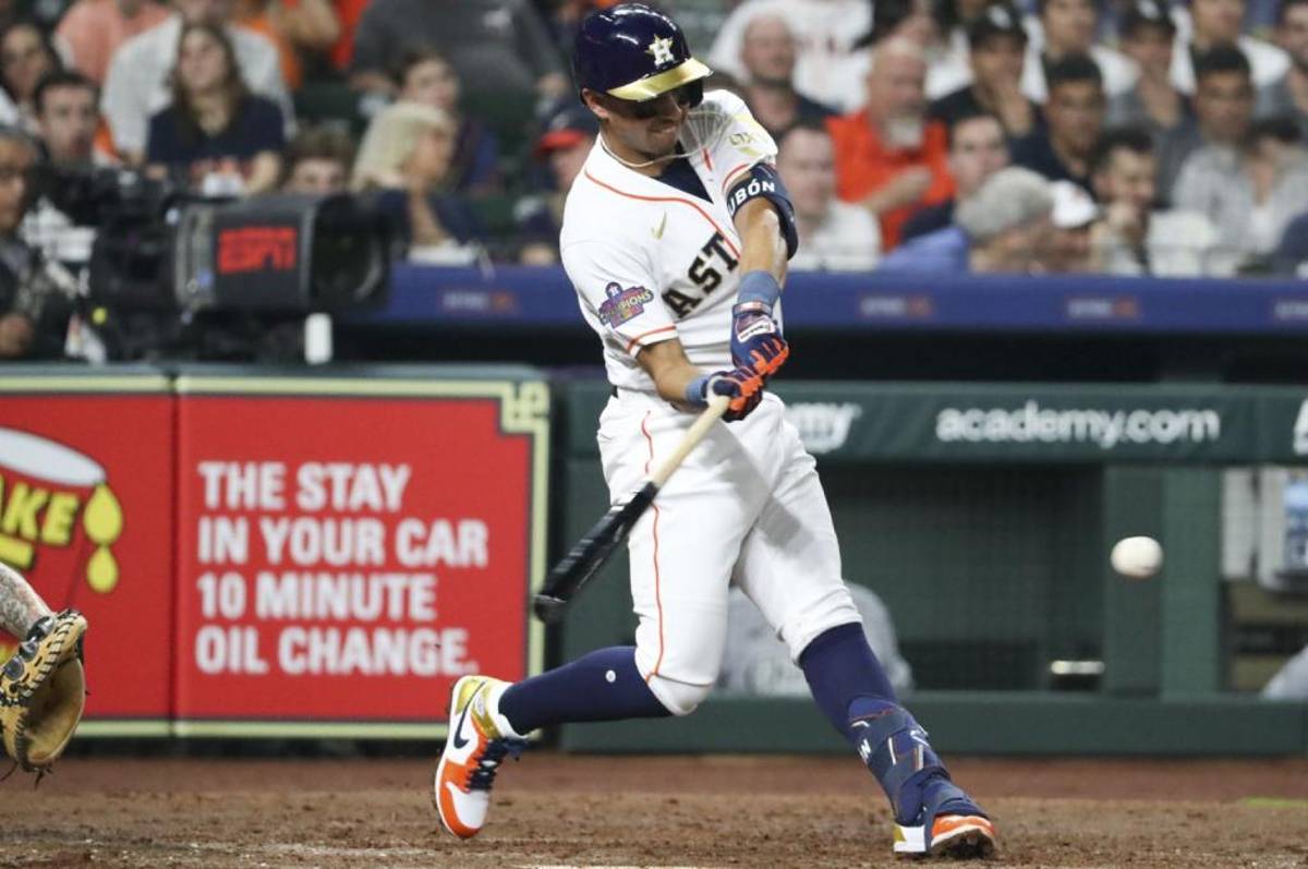 Mauricio Dubón conectó su primer hit de la temporada; Houston Astros cierran con derrota serie ante White Sox