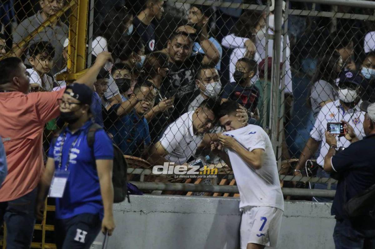 Qué dice la pancarta de las metas, así celebraron los mundialistas de Honduras en el camerino y las selfies de Odin Ramos e Isaac Castillo