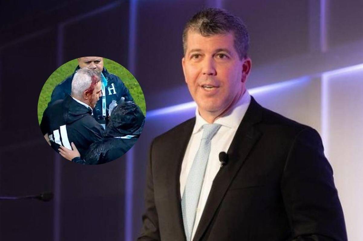 Fernando Palomo y su reacción tras la agresión de la afición de Honduras al “Vasco” Aguirre y se rinde ante Luis Palma