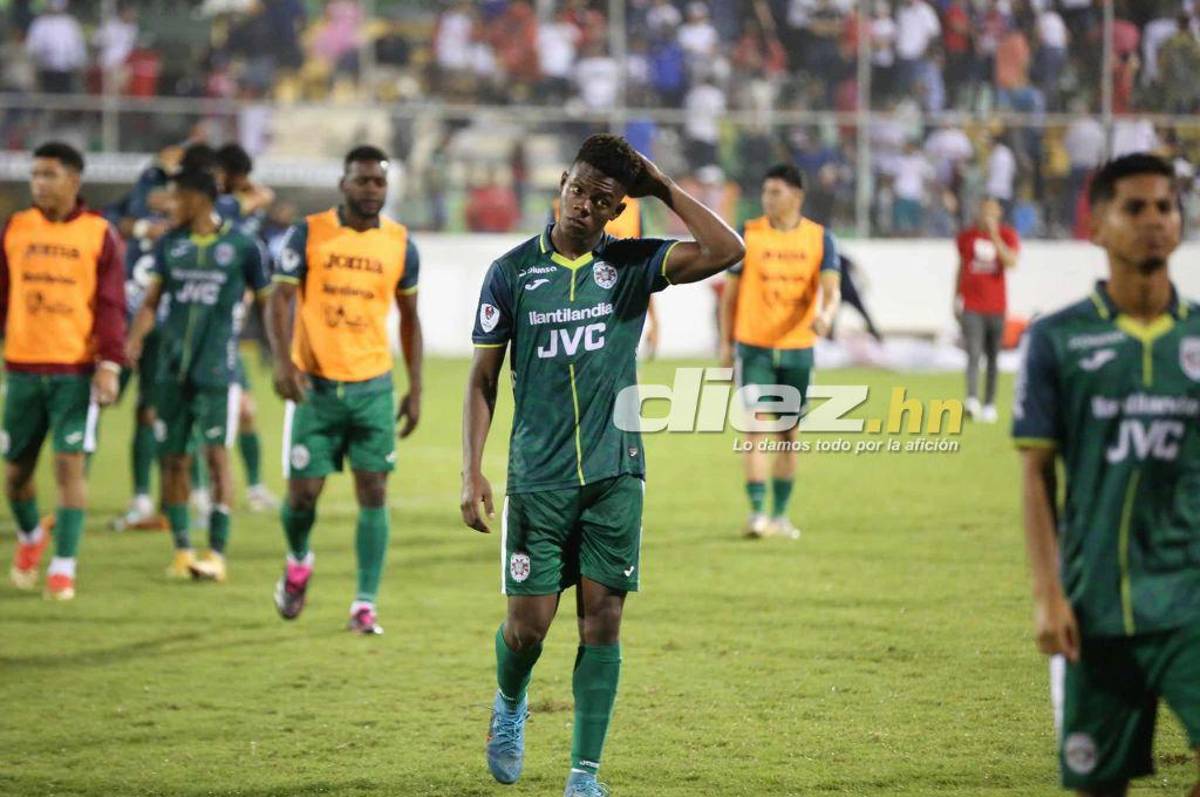 No se vio en TV: Las desgarradoras imágenes del portero panameño de Marathón y el festejo de Troglio con Rafa Villeda