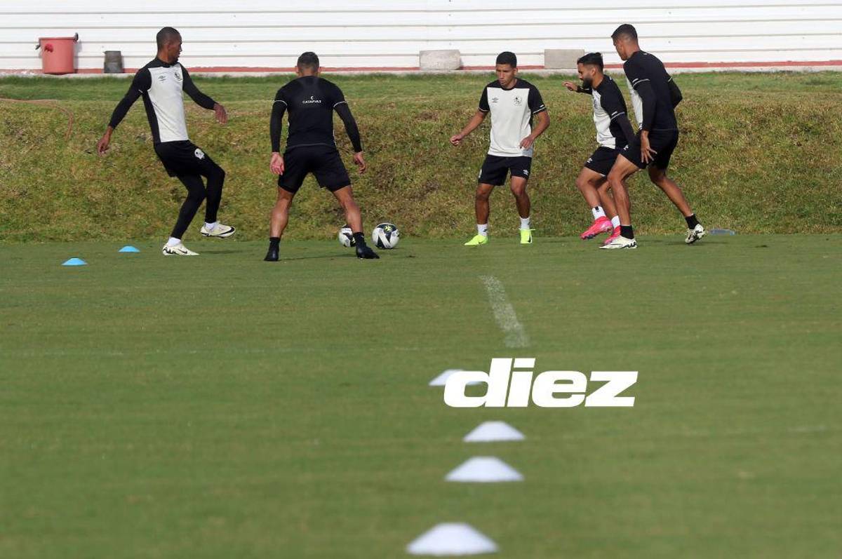 Los nuevos fichajes del Olimpia ya trabajan a tope; así fue el entreno del León, el tatuaje de Montiel y cuándo debutará