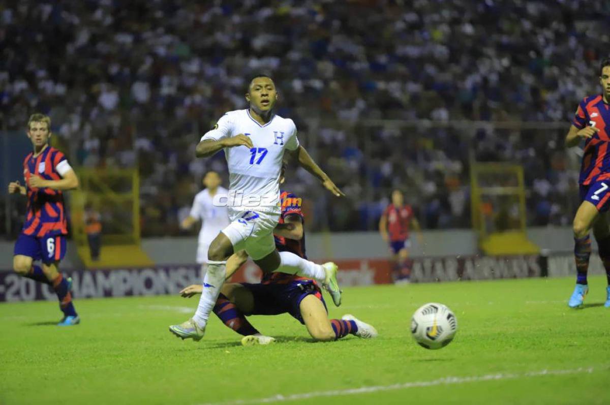 Honduras mejoró un poco en el segundo tiempo, pero no le alcanzó ante Estados Unidos. Foto: Melvin Cubas.