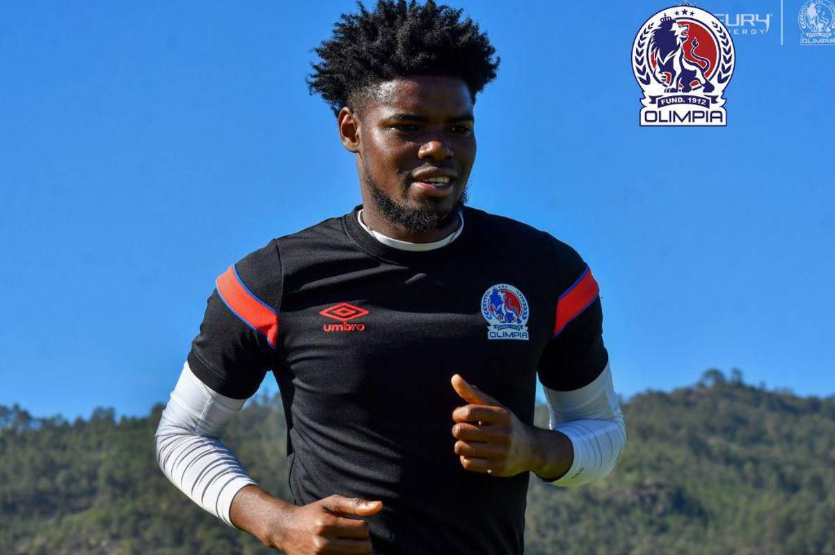 Con dos sensibles bajas: Así sería el 11 del Olimpia que prepara Pedro Troglio para enfrentar a la Real Sociedad en Tocoa