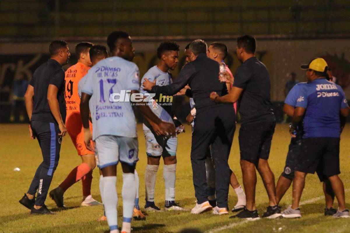 No se vio en TV del Motagua-Olancho FC: La humildad de Auzmendi y la “riña” de Diego Vázquez con Saíd Martínez
