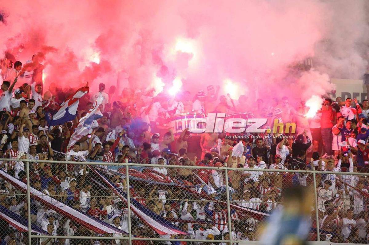 No se vio en TV: Las desgarradoras imágenes del portero panameño de Marathón y el festejo de Troglio con Rafa Villeda