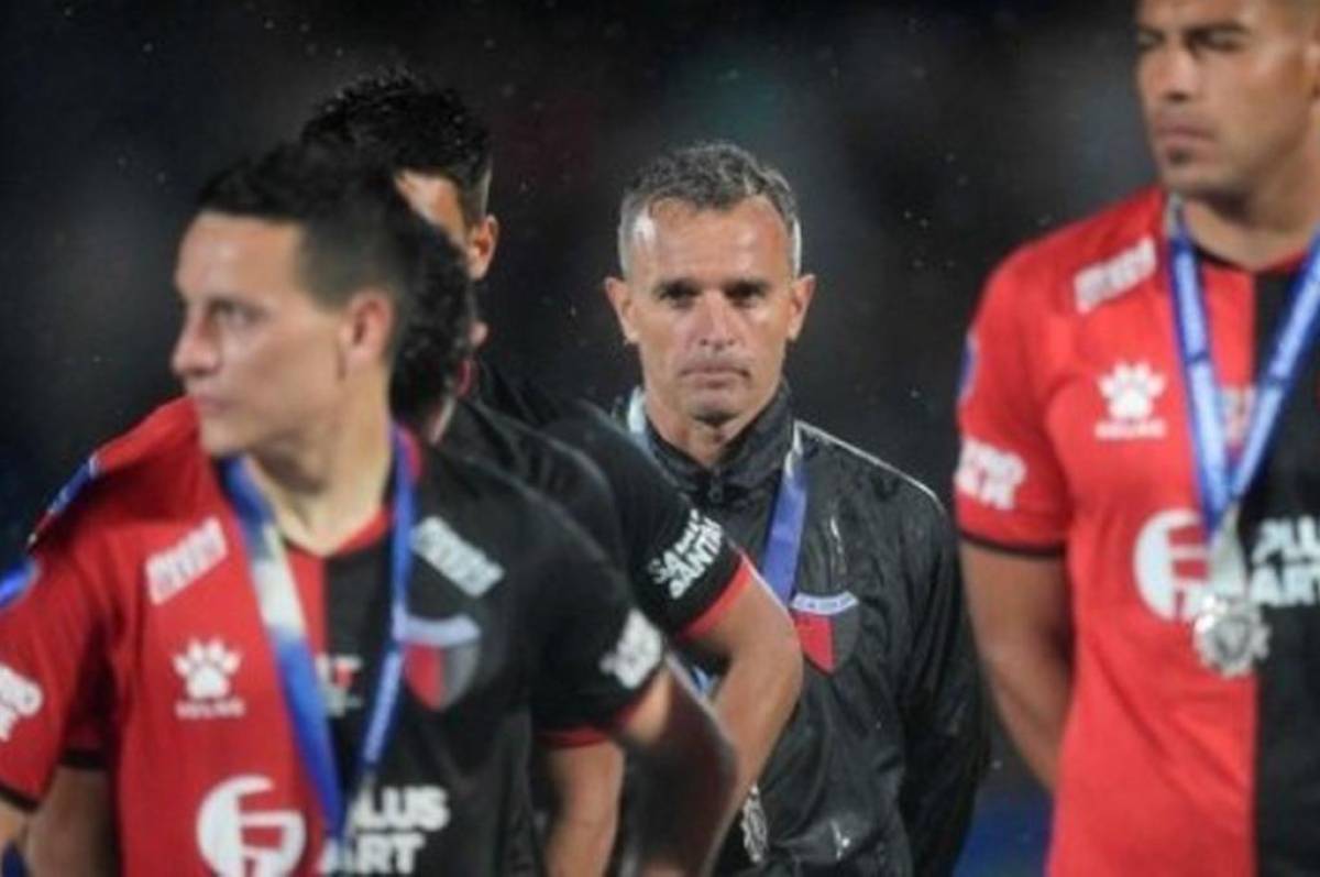 OFICIAL: El argentino Pablo Lavallén es el nuevo entrenador del Olimpia de Honduras para el 2022