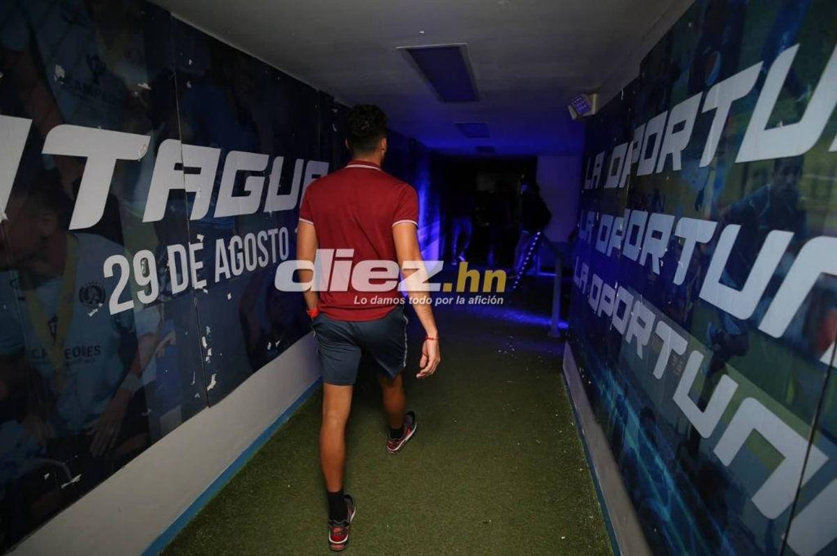 Espectaculares modelos y todo el ambiente que se vive en la semifinal de ida entre Motagua y Olimpia