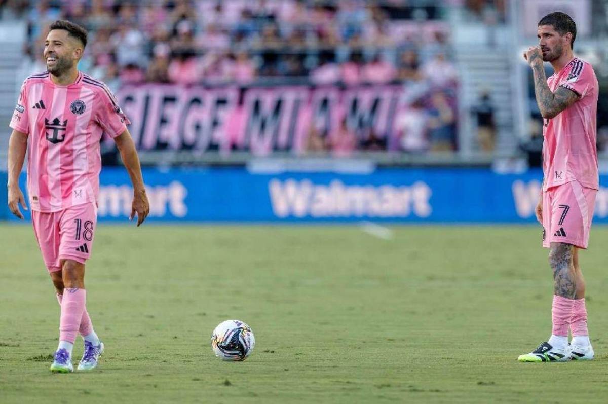 La bronca que tuvo Messi ante Necaxa, revelan la lesión del argentino y los amigos de Leo salvan al Inter Miami en la League Cup