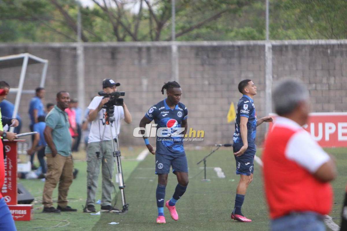 Así fue el re-debut de Rubilio Castillo con Motagua y Auzmendi brilló ¿Qué dorsal le dieron a “Roruca”?